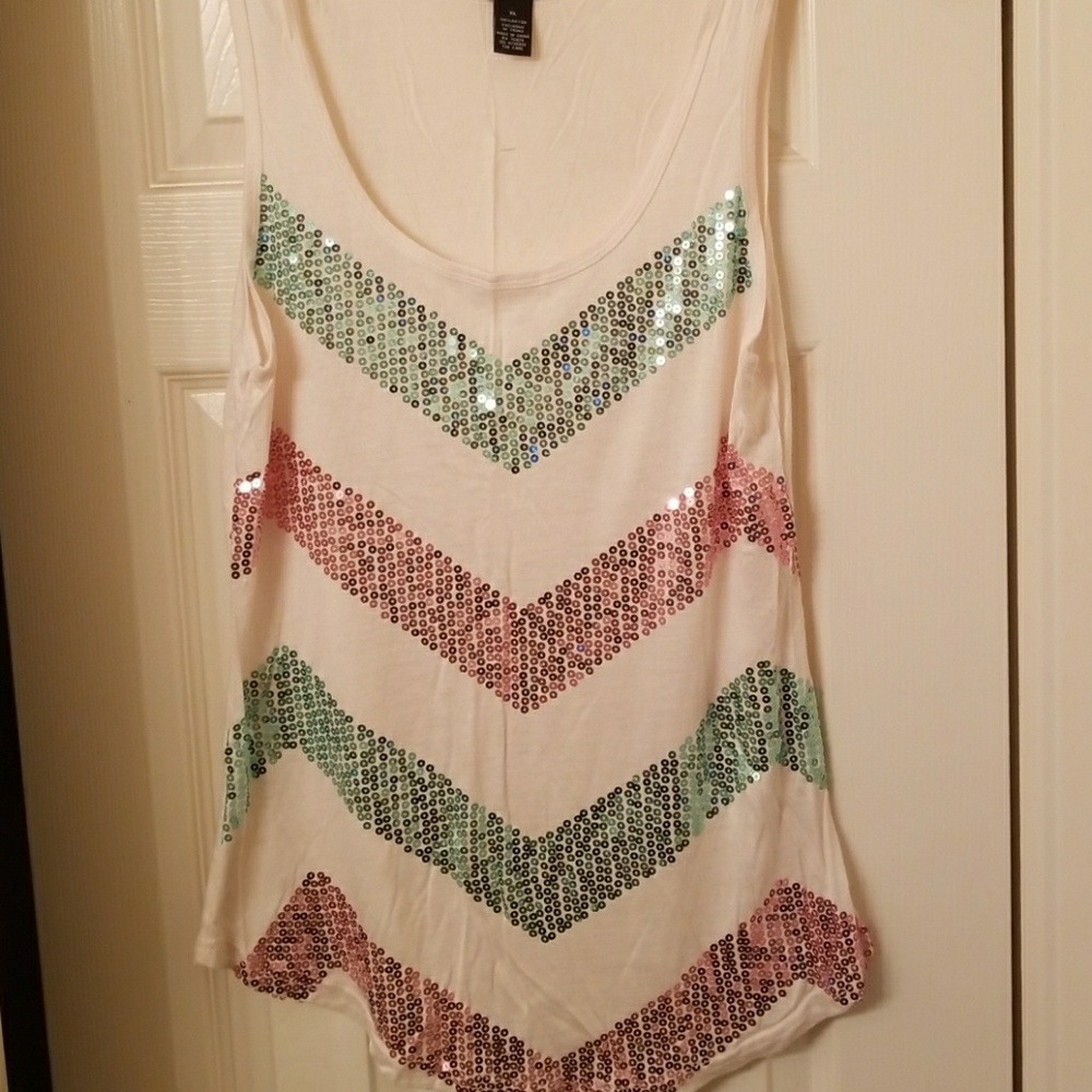 NWOT Rue 21 Sequin Chevron Tank